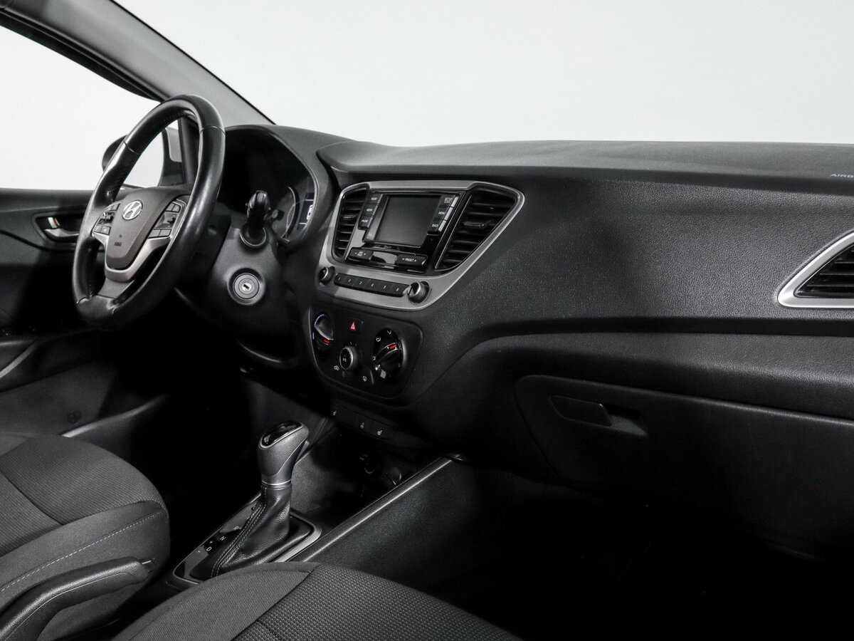 Купить Hyundai Solaris II, 2018, 70 070 км, фото №7