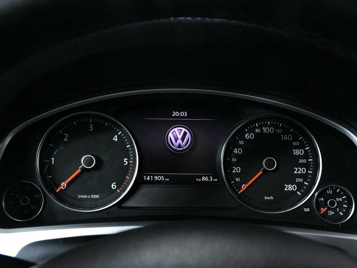 Купить Volkswagen Touareg, 2010, 141 768 км, фото №10