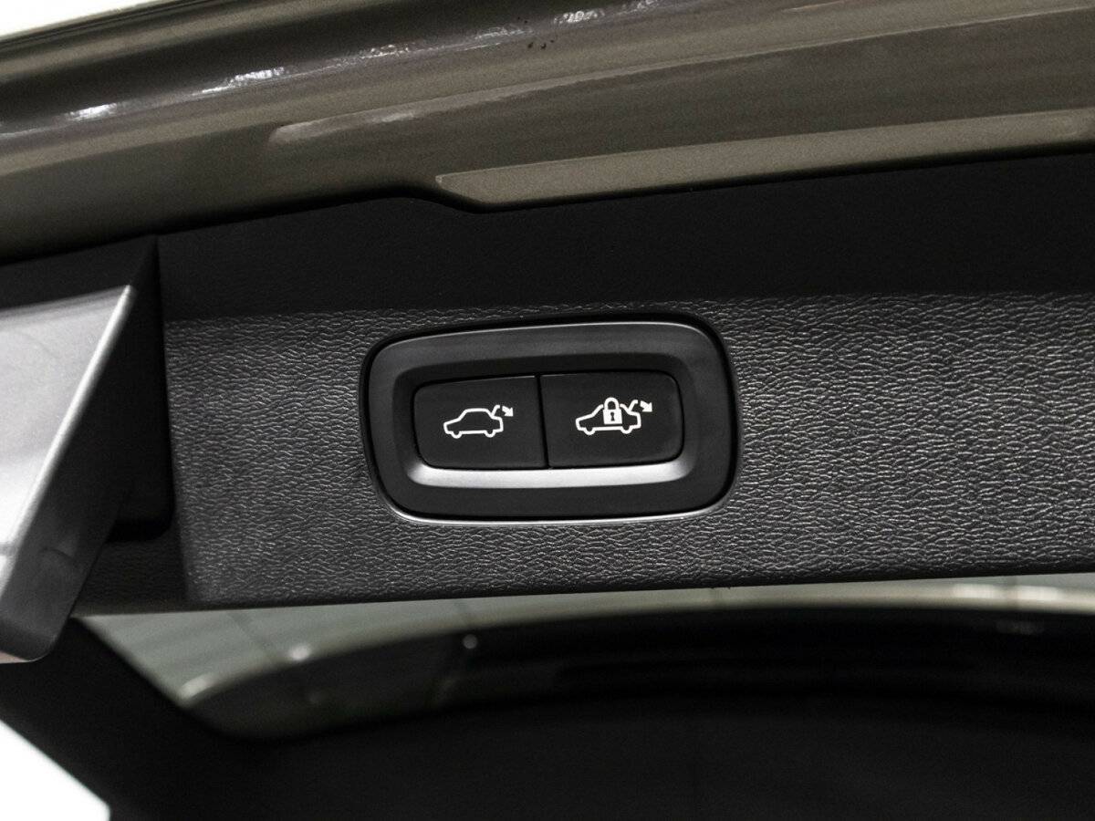 Купить Volvo V60 Cross Country, 2020, 47 465 км, фото №15