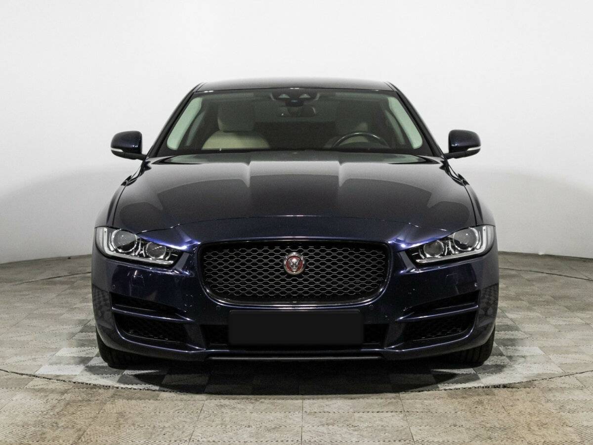 Купить Jaguar XE, 2016, 77 194 км, фото №2