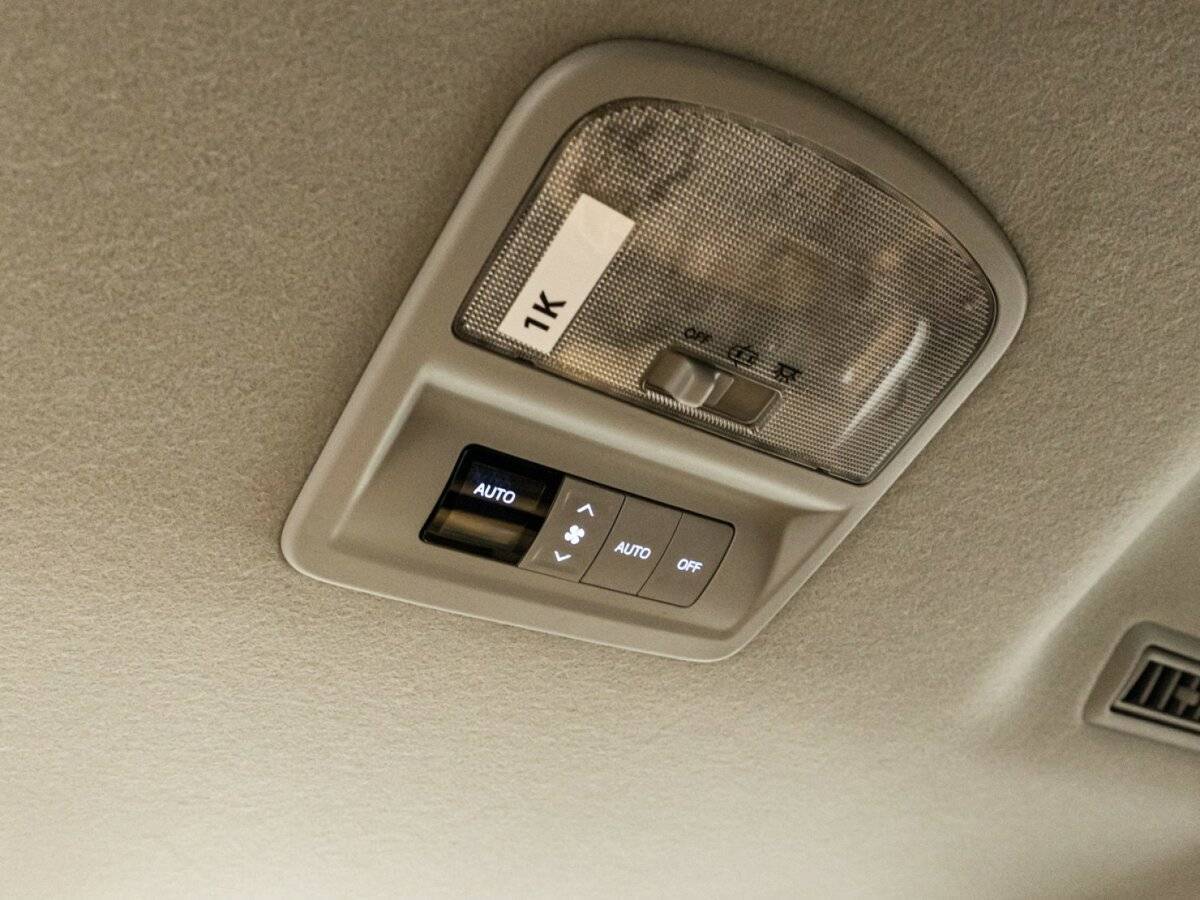 Купить Toyota Fortuner, 2019, 113 061 км, фото №15