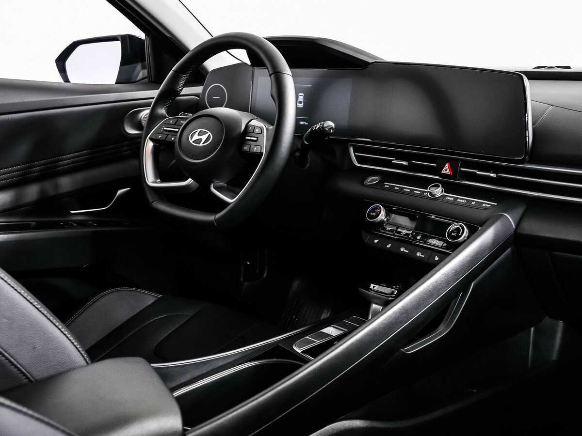 Купить Hyundai Elantra, 2024, 18 571 км, фото №9