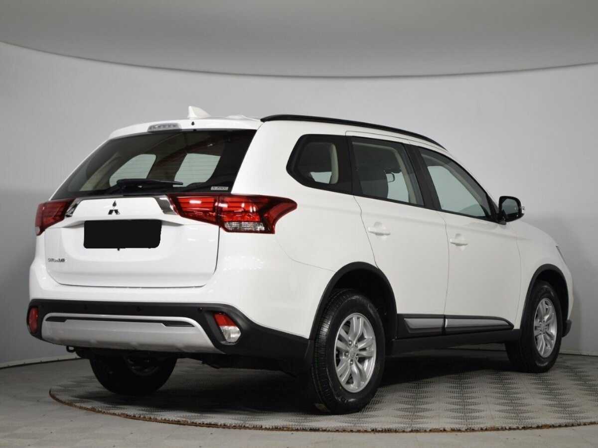 Купить Mitsubishi Outlander, 2022, 18 км, фото №4