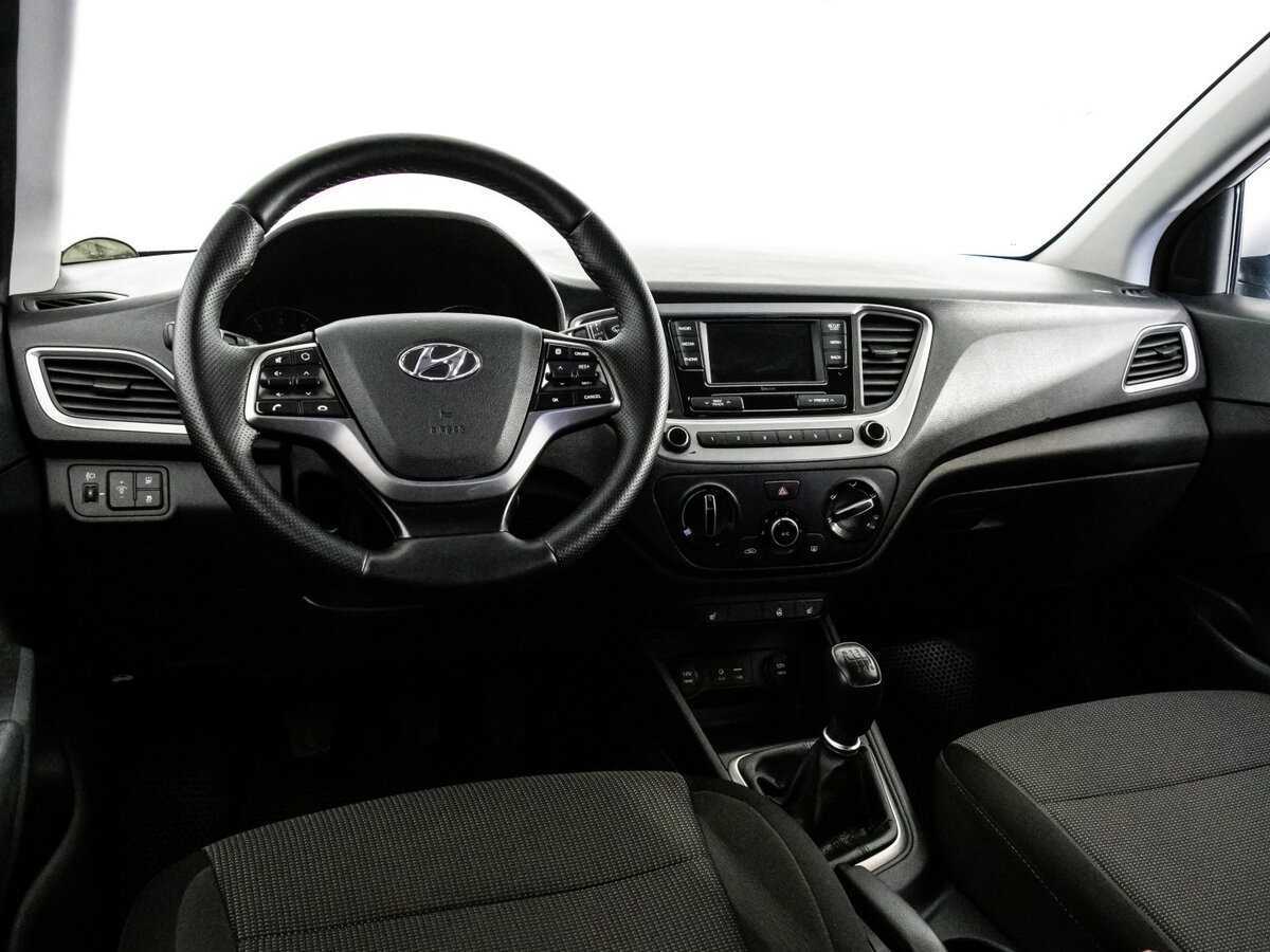 Купить Hyundai Solaris, 2018, 199 320 км, фото №9