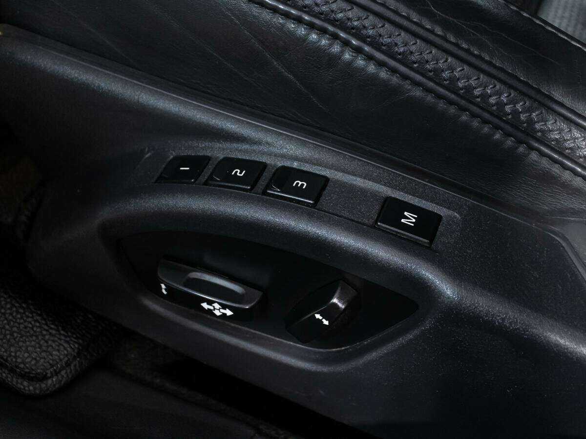 Купить Volvo XC70, 2013, 328 373 км, фото №16