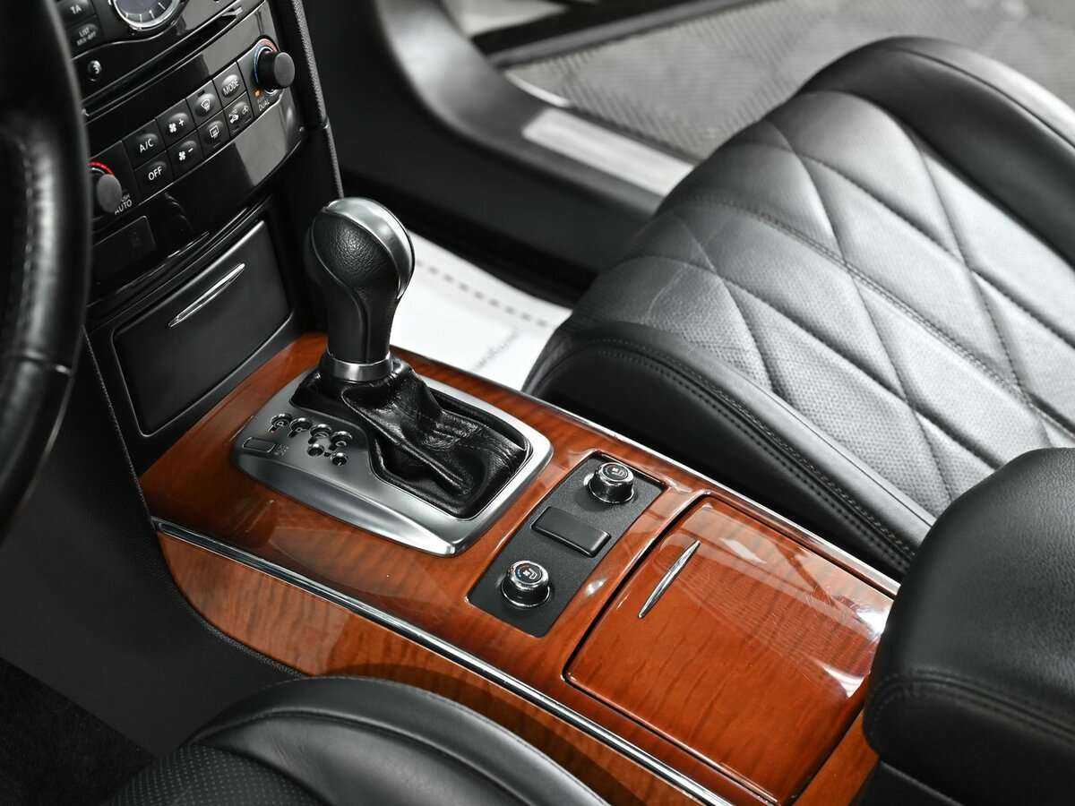 Купить Infiniti FX30d, 2012, 172 000 км, фото №14