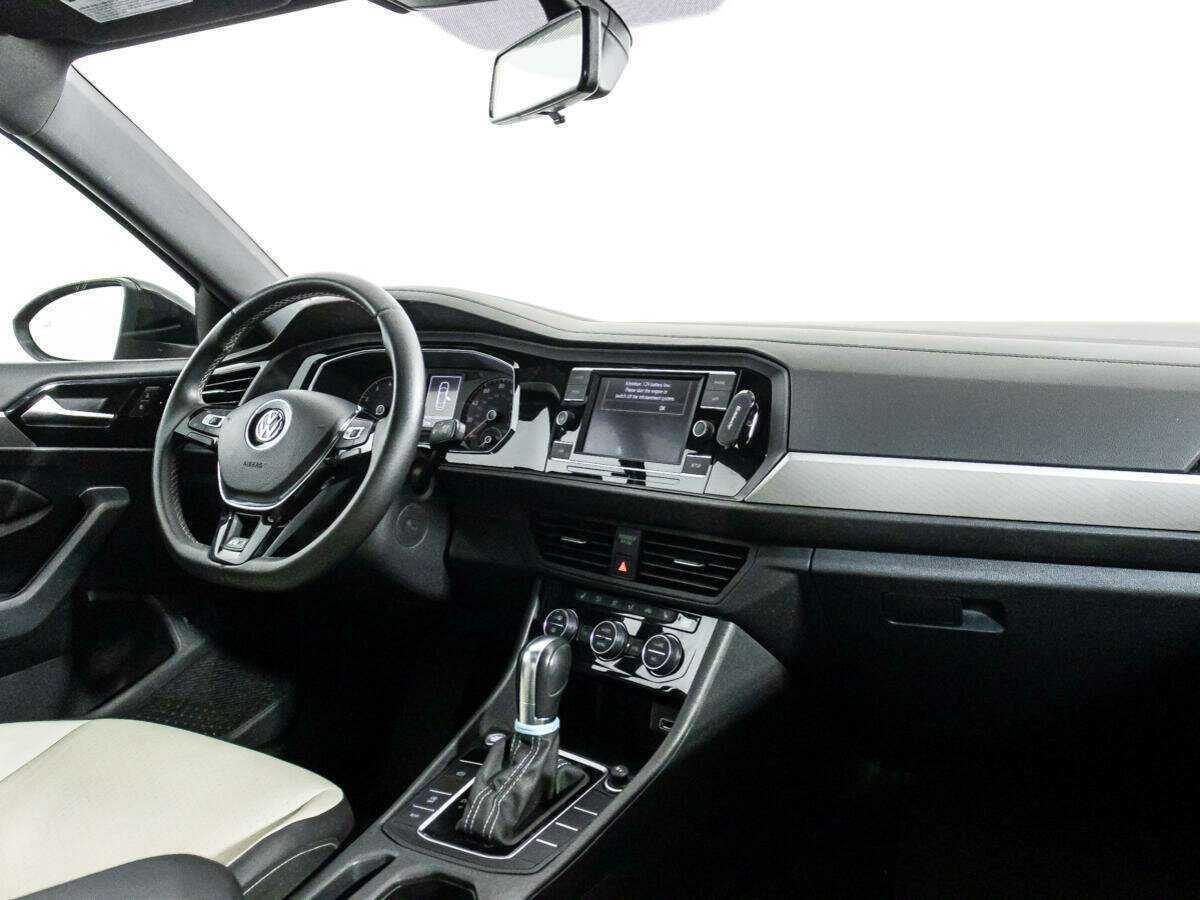 Купить Volkswagen Jetta 8-speed, 2018, 95 774 км, фото №9