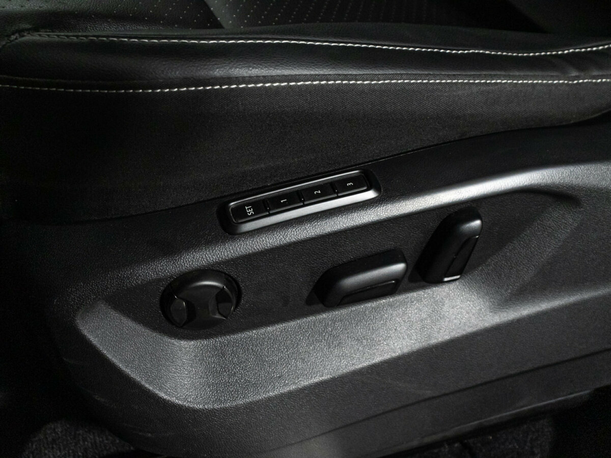 Купить Volkswagen Teramont I, 2018, 181 924 км, фото №12