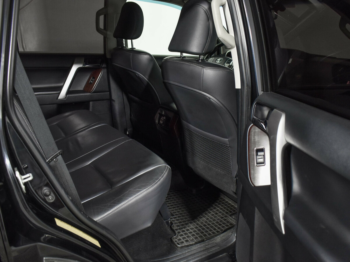 Купить Toyota Land Cruiser Prado 150 Series Рестайлинг 1, 2015, 188 243 км, фото №10
