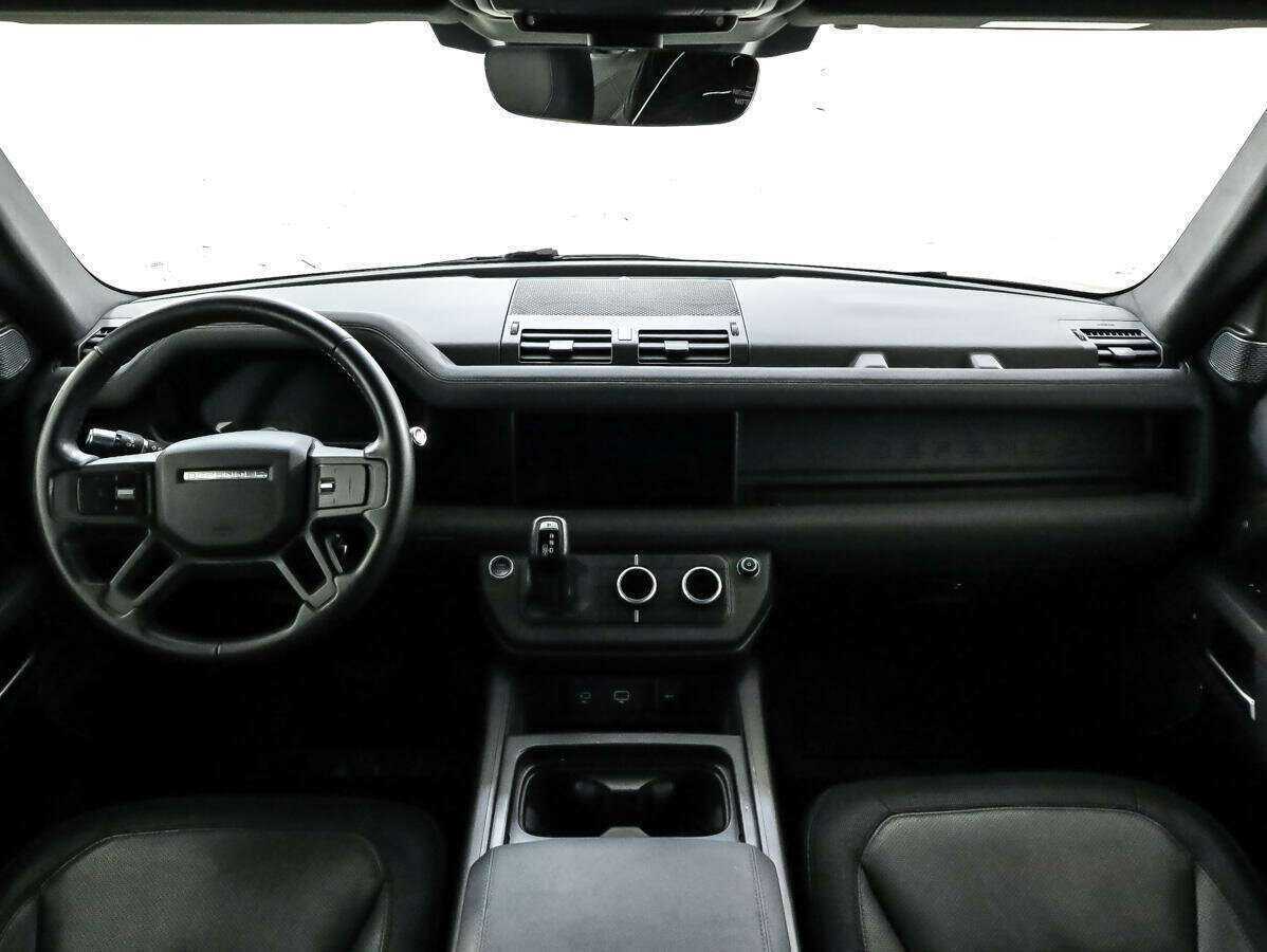 Купить Land Rover Defender 90, 2021, 79 925 км, фото №31