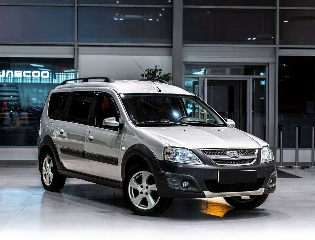 Купить Lada (ВАЗ) Largus, 2018, 107 000 км, фото №2