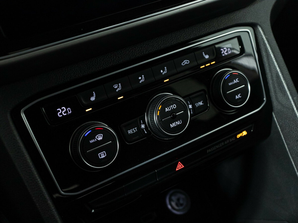 Купить Volkswagen Teramont I, 2018, 181 924 км, фото №15