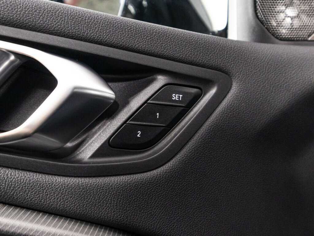 Купить BMW 1 серии M135i xDrive, 2019, 64 076 км, фото №16
