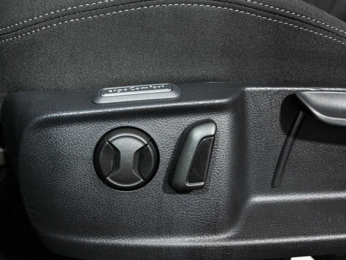 Купить Volkswagen Passat, 2017, 41 448 км, фото №16