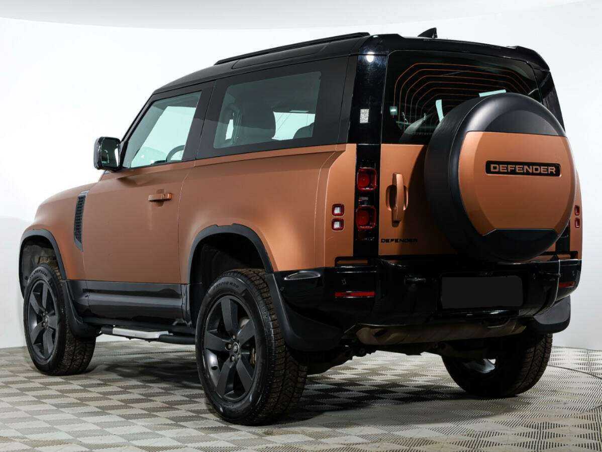Купить Land Rover Defender 90, 2021, 79 925 км, фото №4