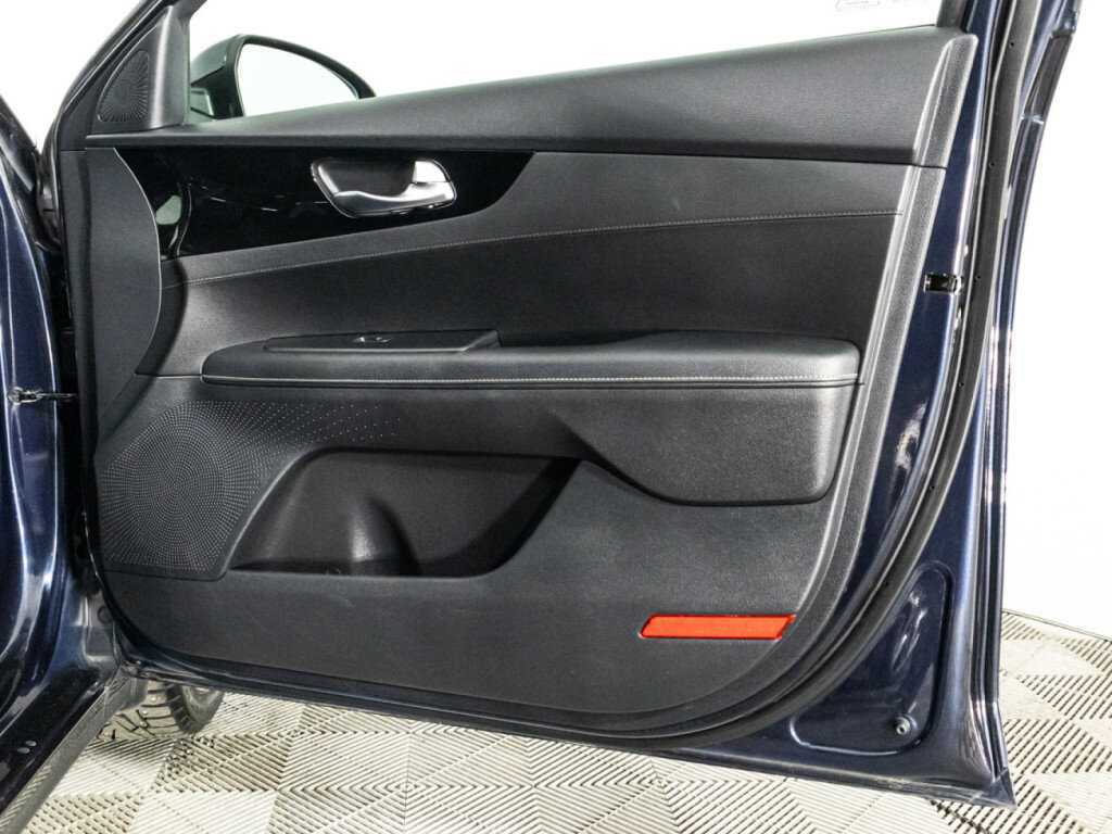 Купить Kia Cerato, 2021, 57 196 км, фото №30