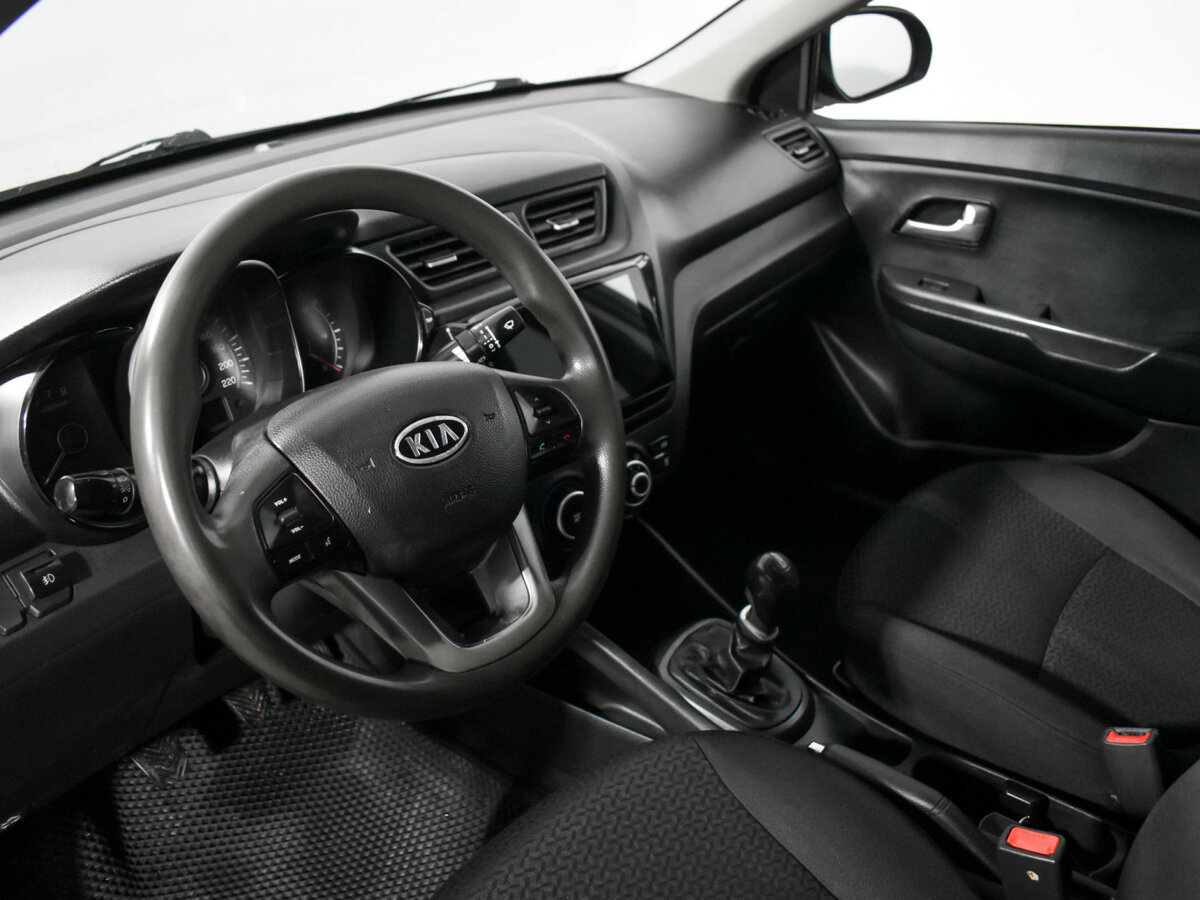 Купить Kia Rio III, 2011, 269 067 км, фото №9
