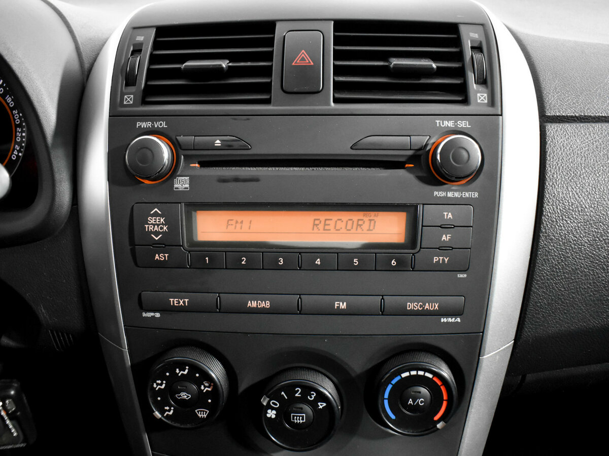 Купить Toyota Corolla X (E140, E150) Рестайлинг, 2010, 270 646 км, фото №12