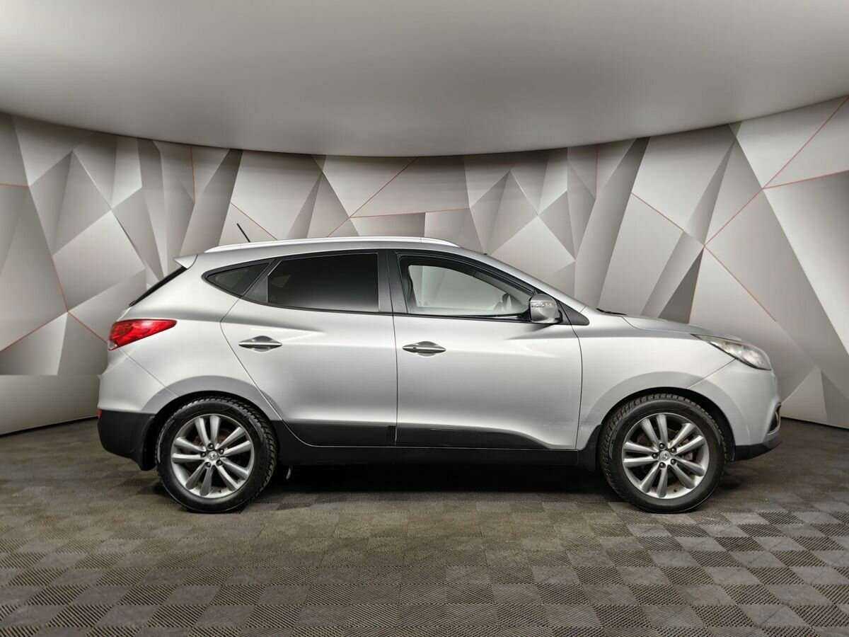 Купить Hyundai ix35, 2010, 185 631 км, фото №6