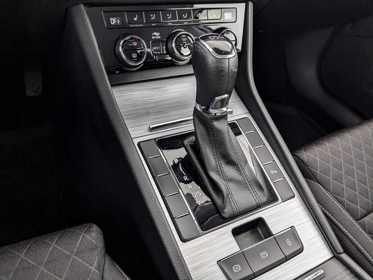 Купить Skoda Superb, 2021, 103 656 км, фото №23