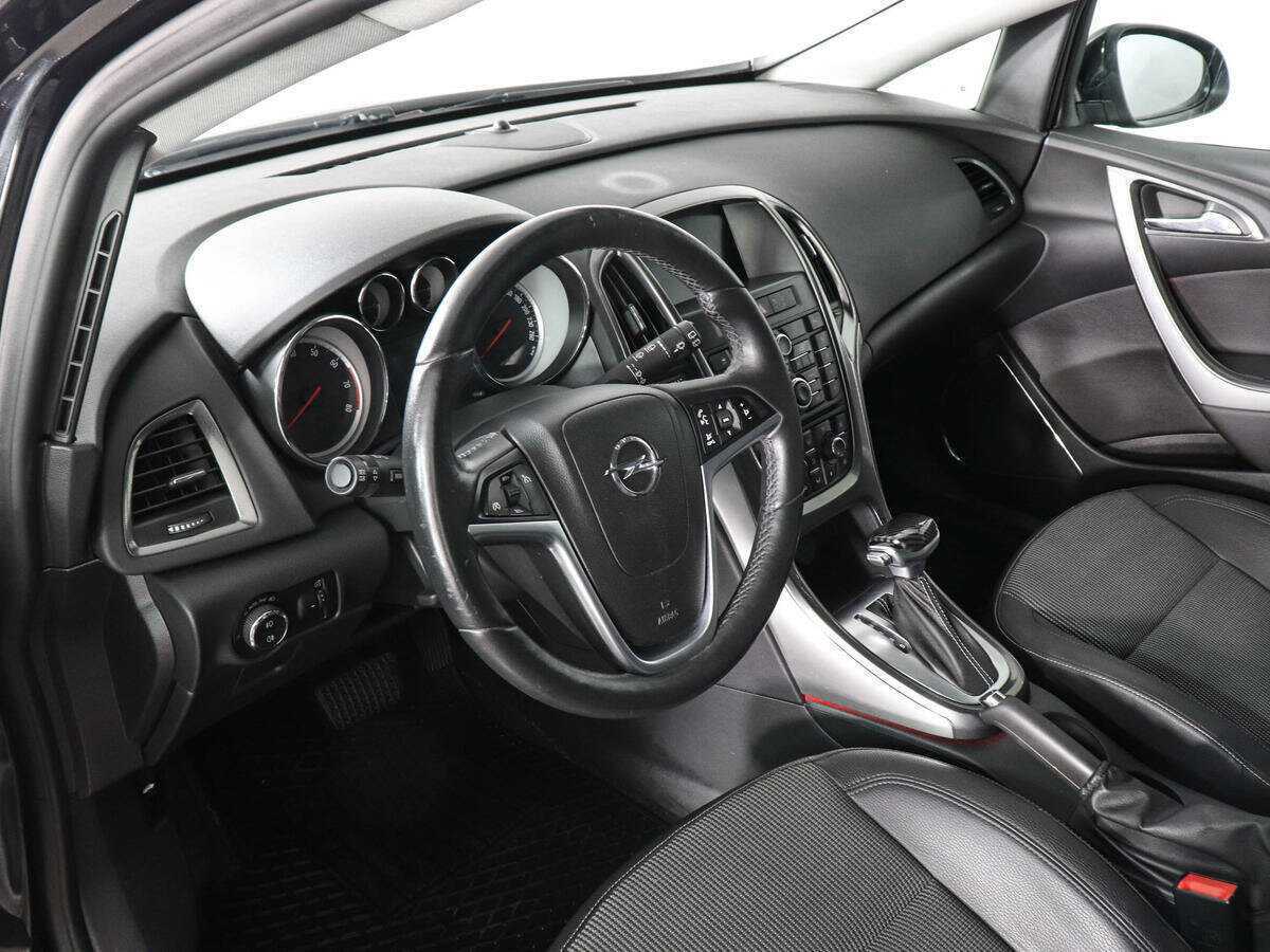 Купить Opel Astra, 2012, 143 670 км, фото №9
