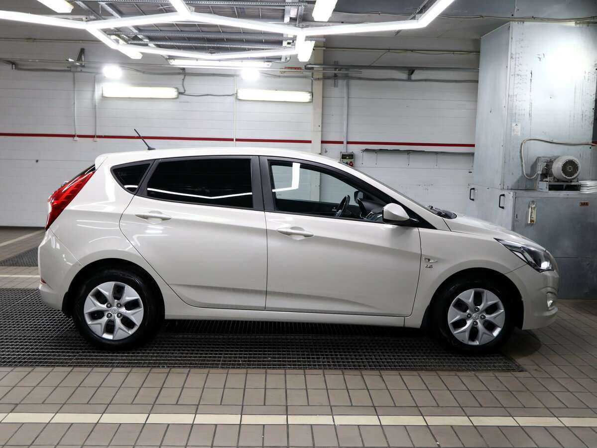 Купить Hyundai Solaris, 2015, 136 000 км, фото №3