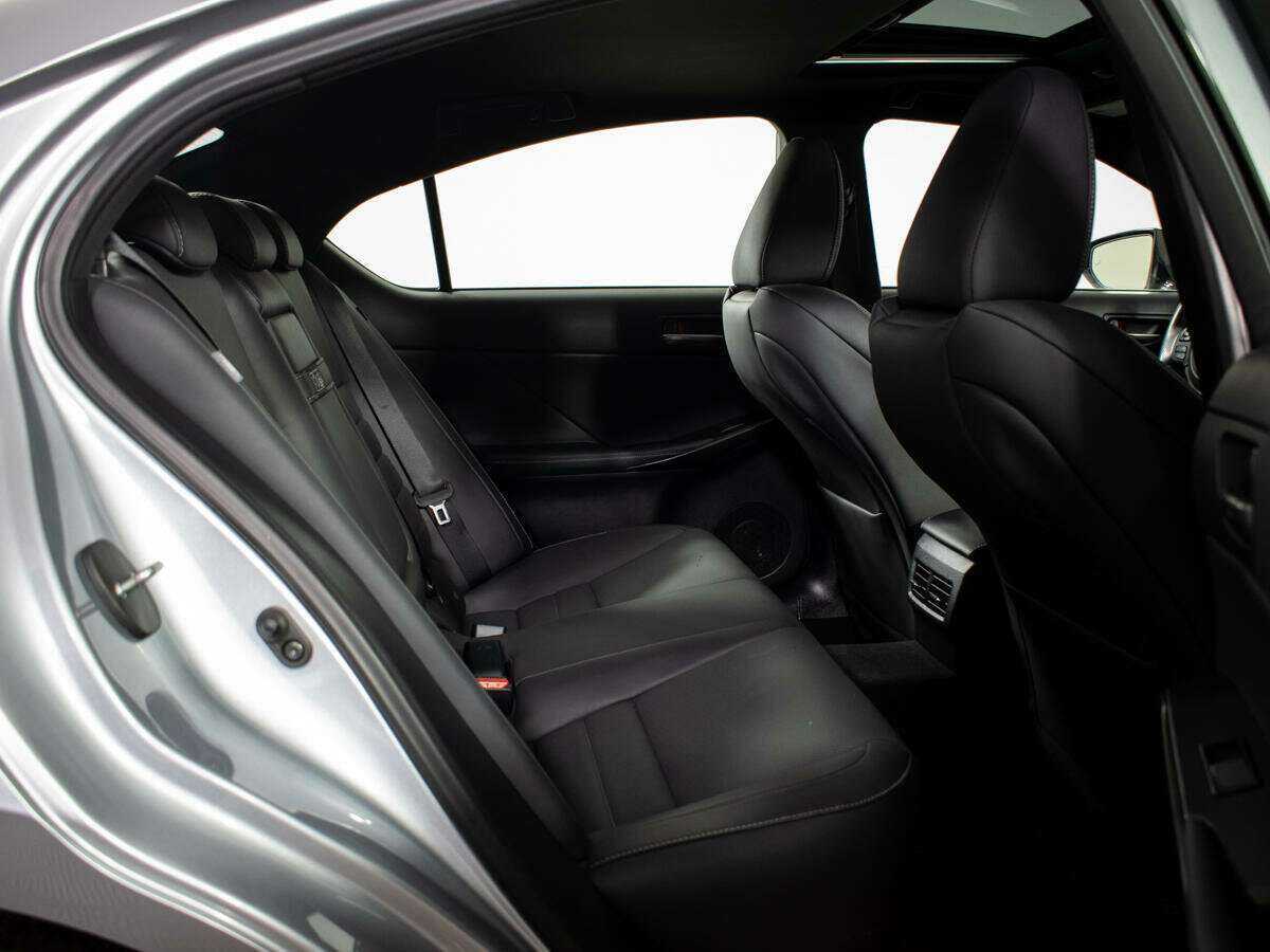 Купить Lexus IS 350, 2021, 23 000 км, фото №7