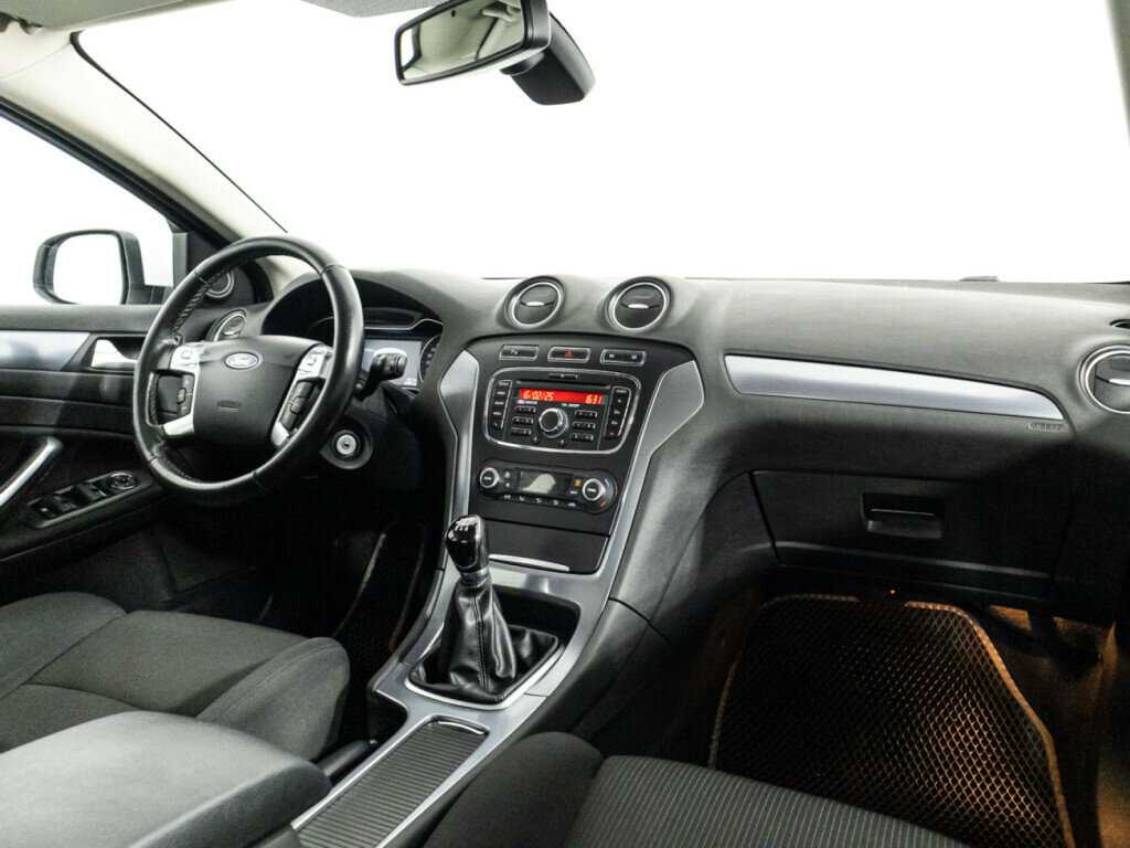 Купить Ford Mondeo, 2014, 222 053 км, фото №9