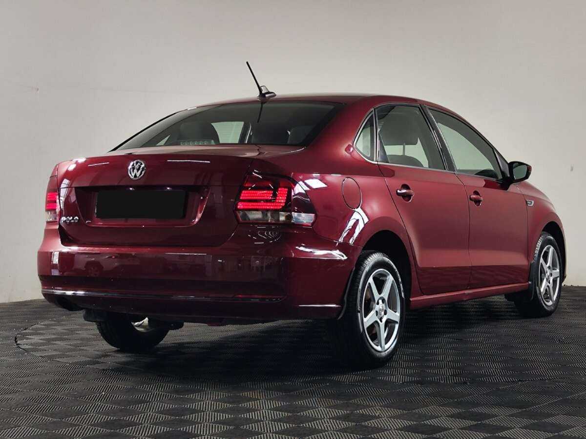 Купить Volkswagen Polo, 2018, 136 300 км, фото №3