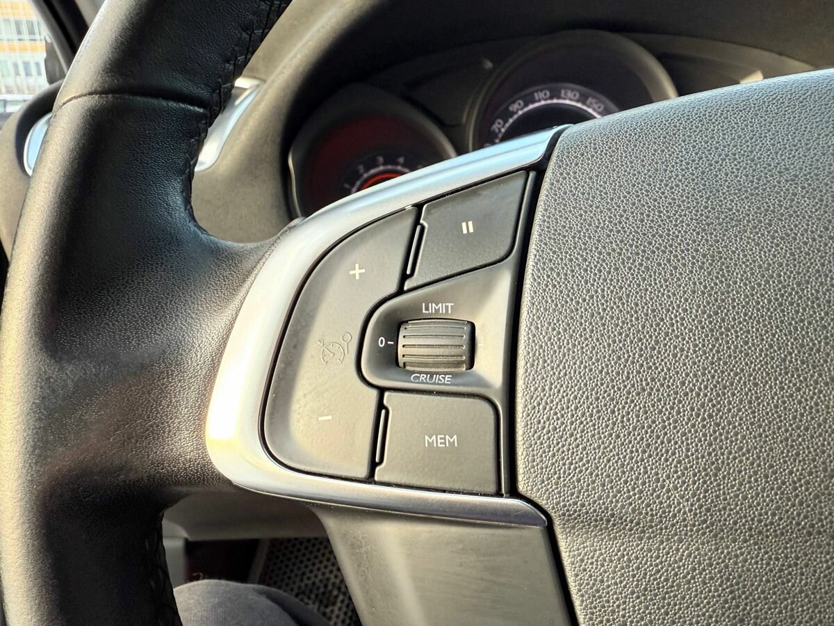 Купить Citroen C4 II, 2011, 136 600 км, фото №9