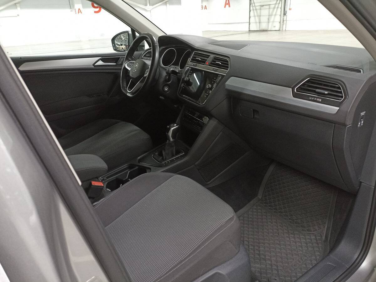Купить Volkswagen Tiguan, 2021, 92 550 км, фото №11