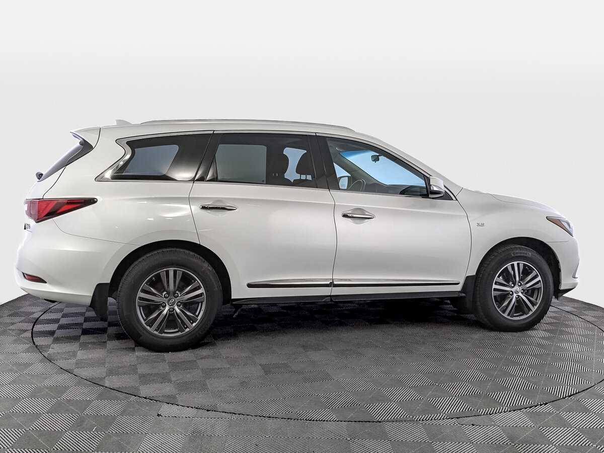 Купить Infiniti QX60, 2017, 131 813 км, фото №4