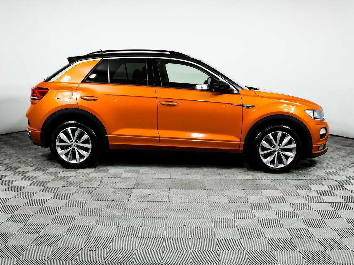 Купить Volkswagen T-Roc, 2018, 94 096 км, фото №4