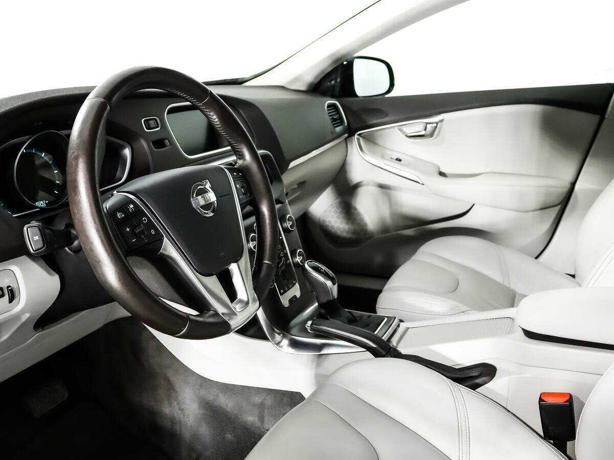 Купить Volvo V40 Cross Country, 2013, 46 500 км, фото №9