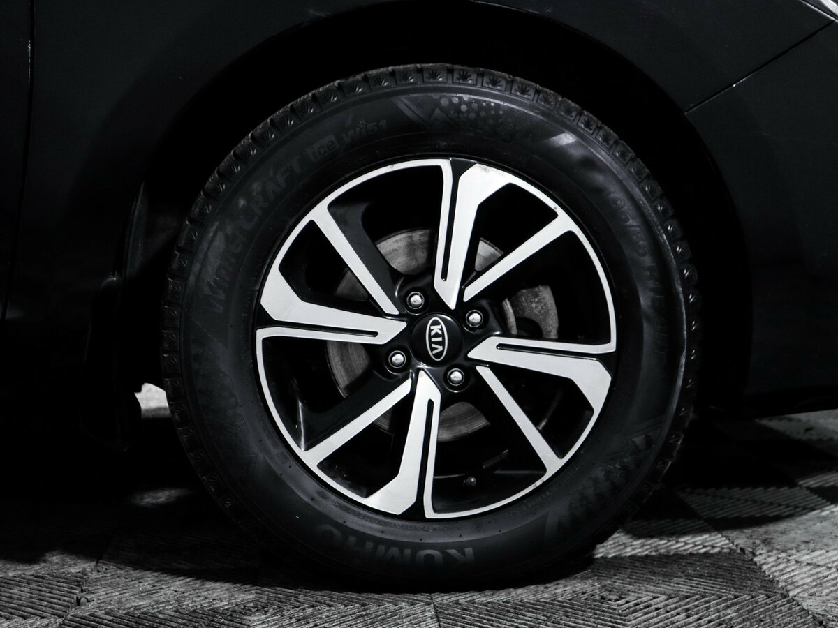 Купить Hyundai Solaris II, 2018, 147 146 км, фото №12