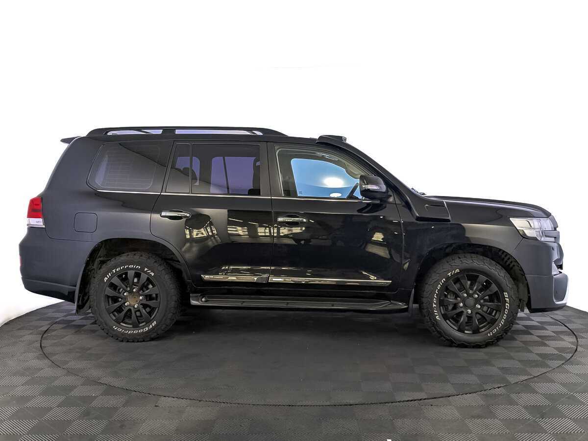 Купить Toyota Land Cruiser, 2017, 241 368 км, фото №4