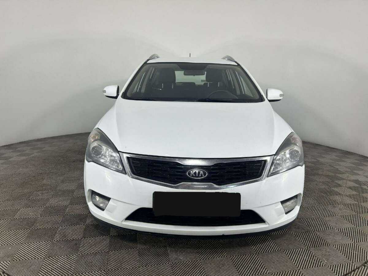 Купить Kia Ceed, 2012, 189 004 км, фото №2