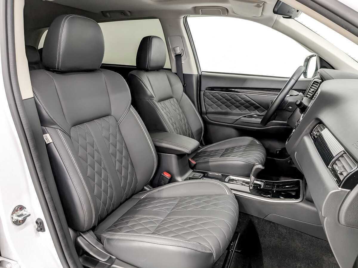 Купить Mitsubishi Outlander, 2022, 8 874 км, фото №24