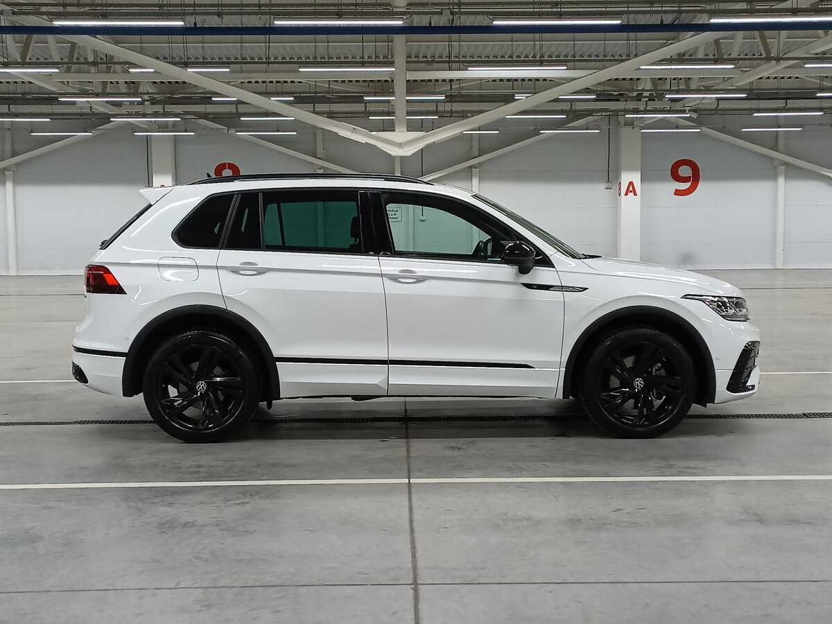 Купить Volkswagen Tiguan, 2021, 35 955 км, фото №4