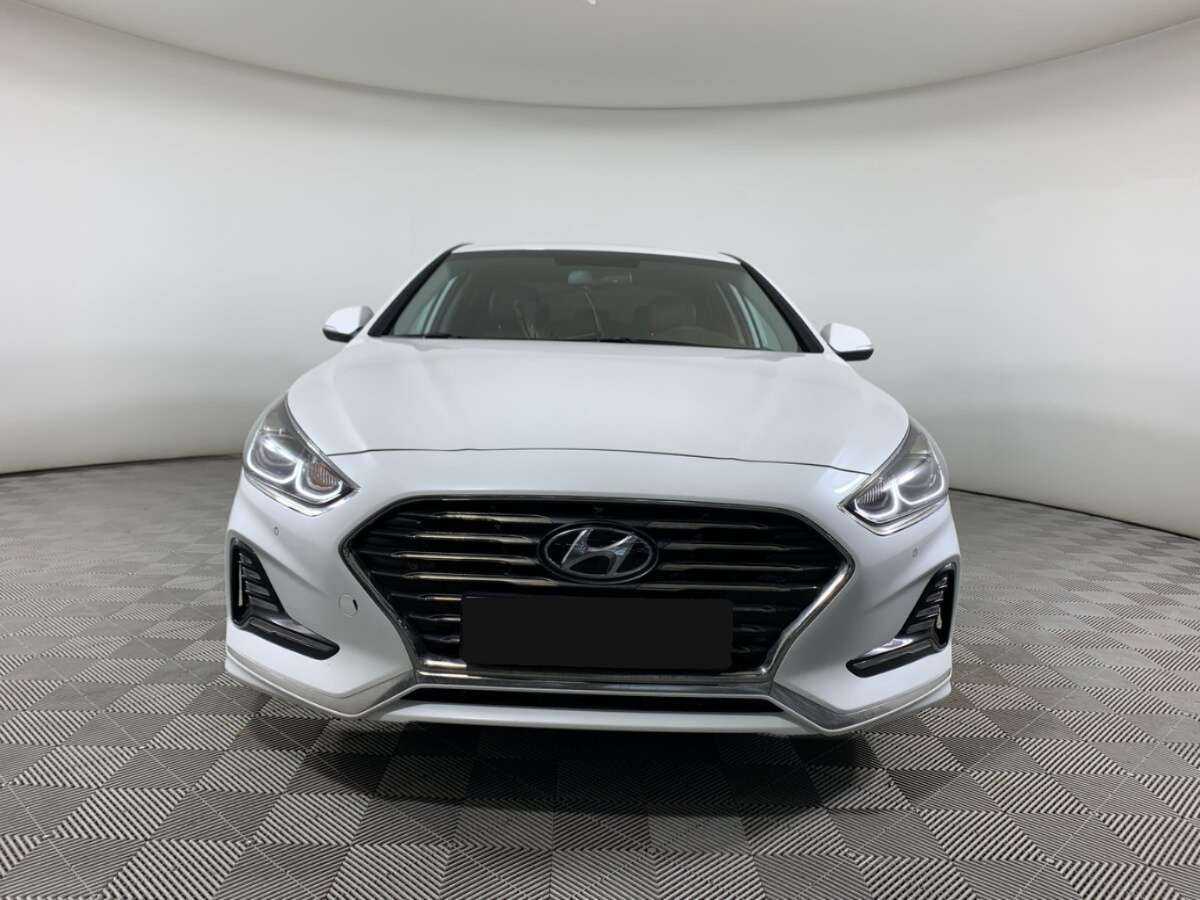 Купить Hyundai Sonata, 2019, 111 941 км, фото №2