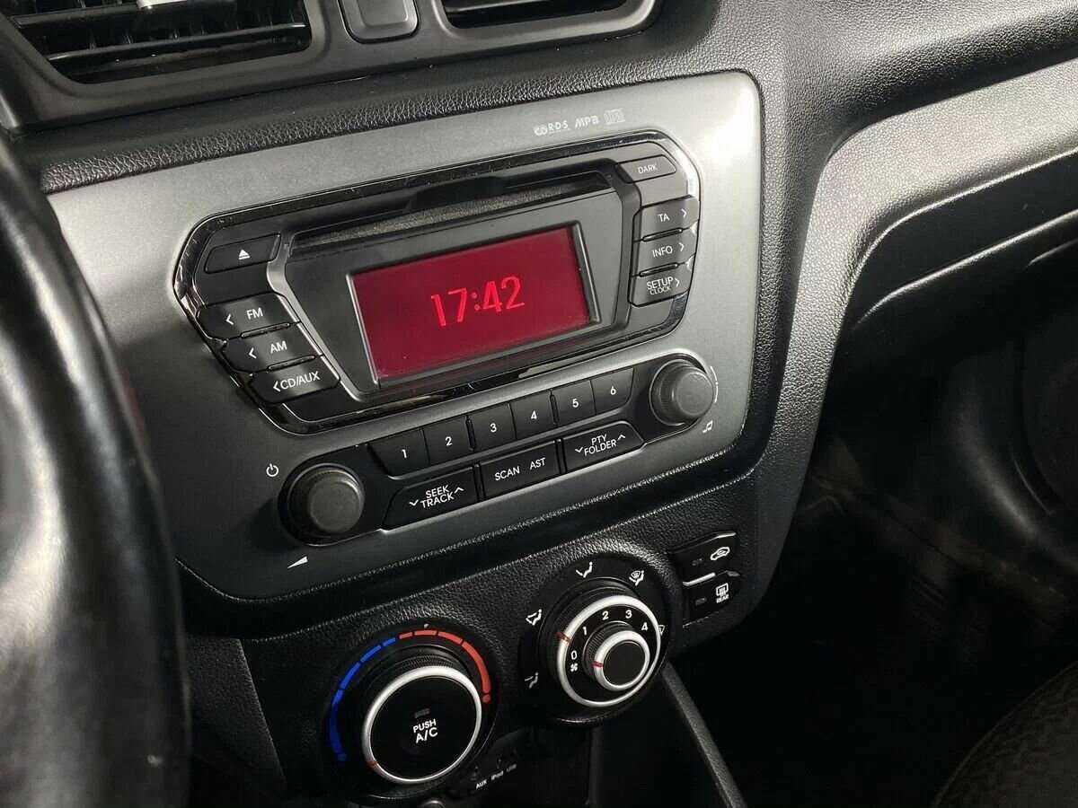 Купить Kia Rio 4-speed, 2013, 119 299 км, фото №10