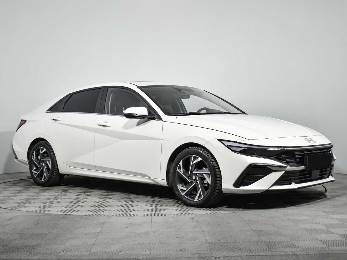 Купить Hyundai Elantra, 2023, 7 476 км, фото №3