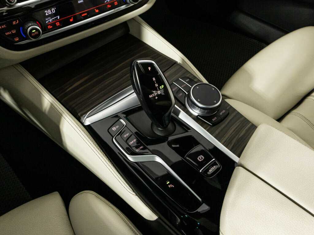 Купить BMW 5 серии 520d xDrive, 2020, 71 361 км, фото №19