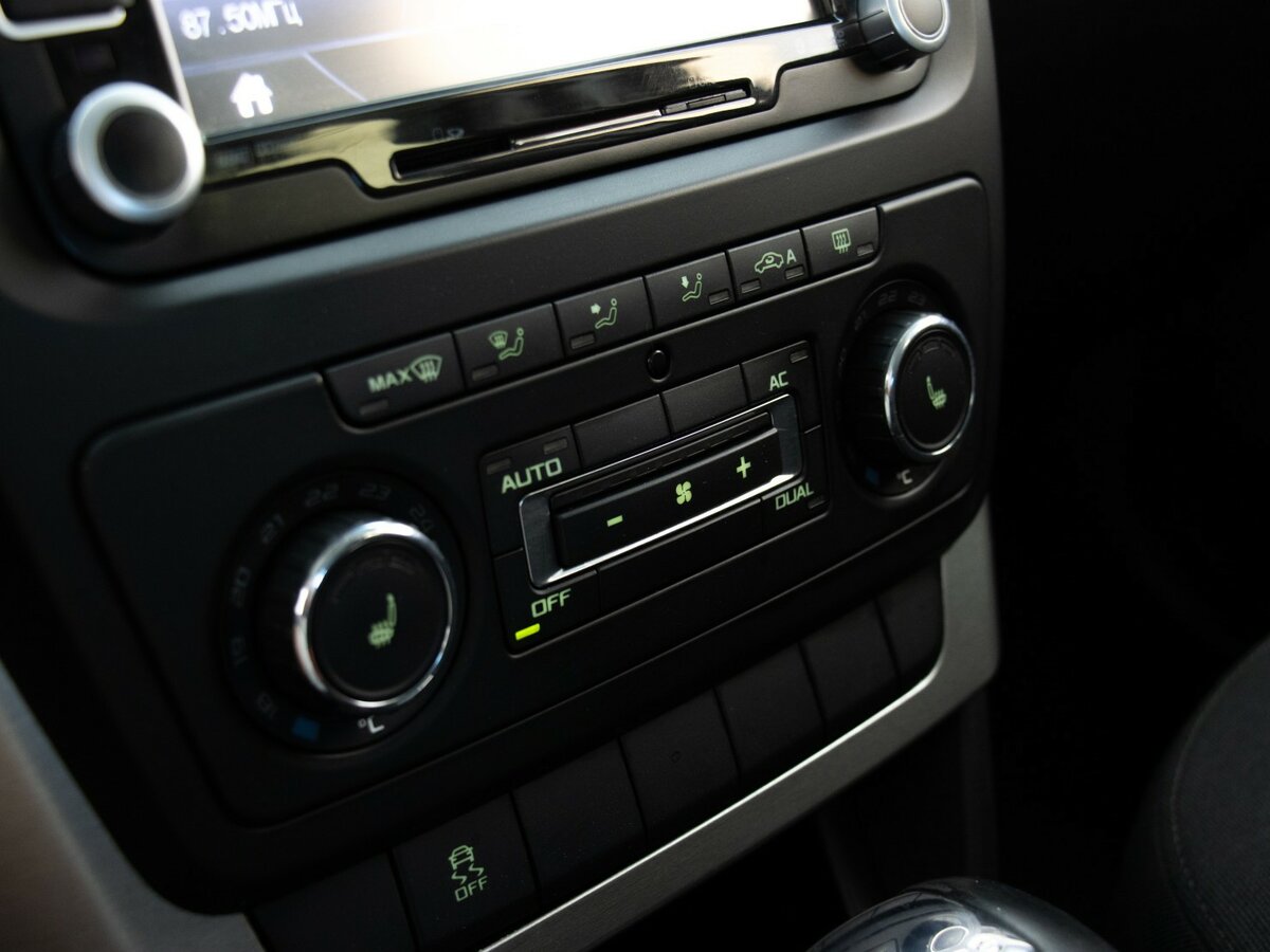 Купить Skoda Yeti I, 2011, 117 000 км, фото №11