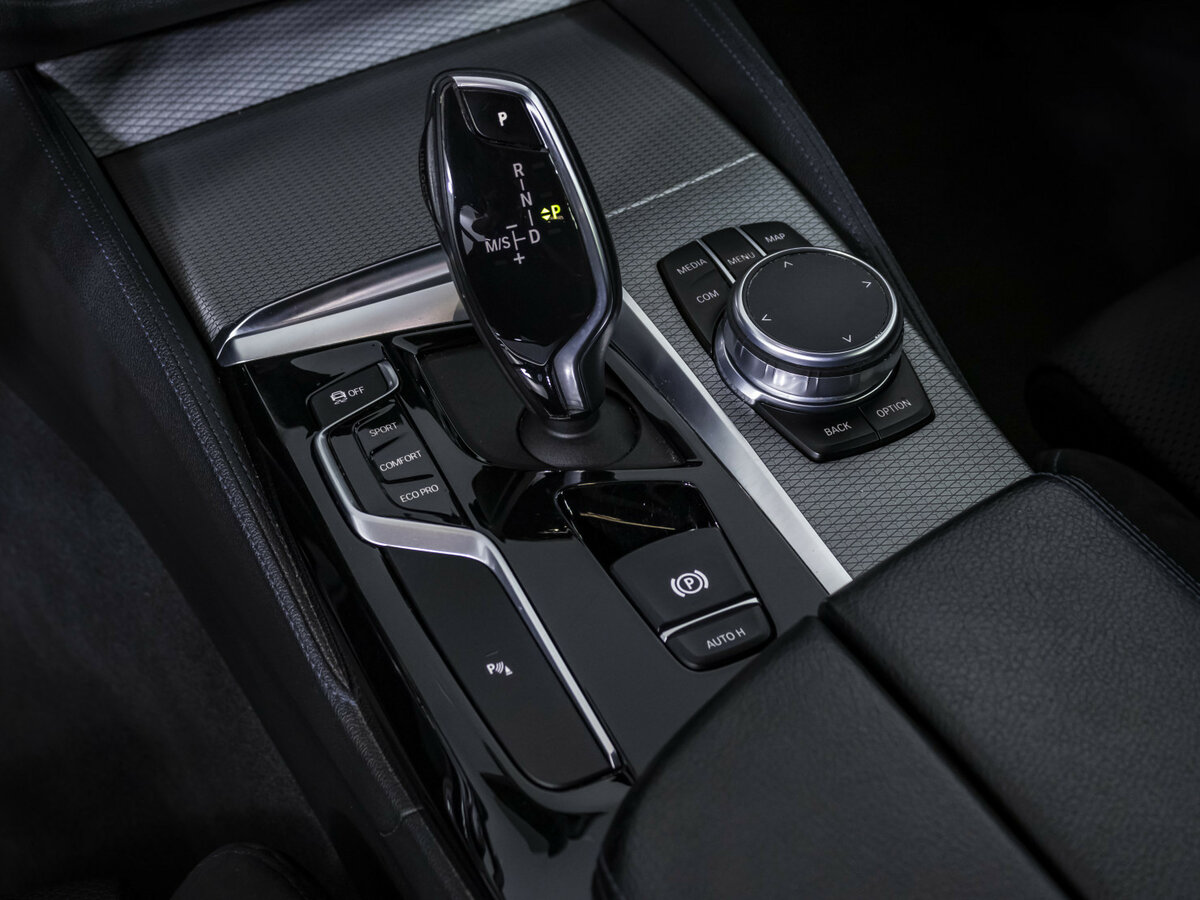 Купить BMW 5 серии 520d xDrive VII (G30/G31/G38), 2018, 122 230 км, фото №13