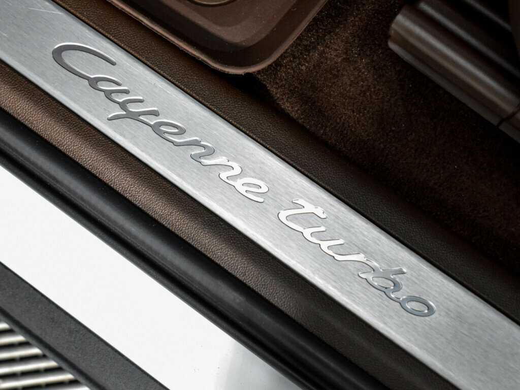 Купить Porsche Cayenne Turbo, 2018, 80 300 км, фото №24
