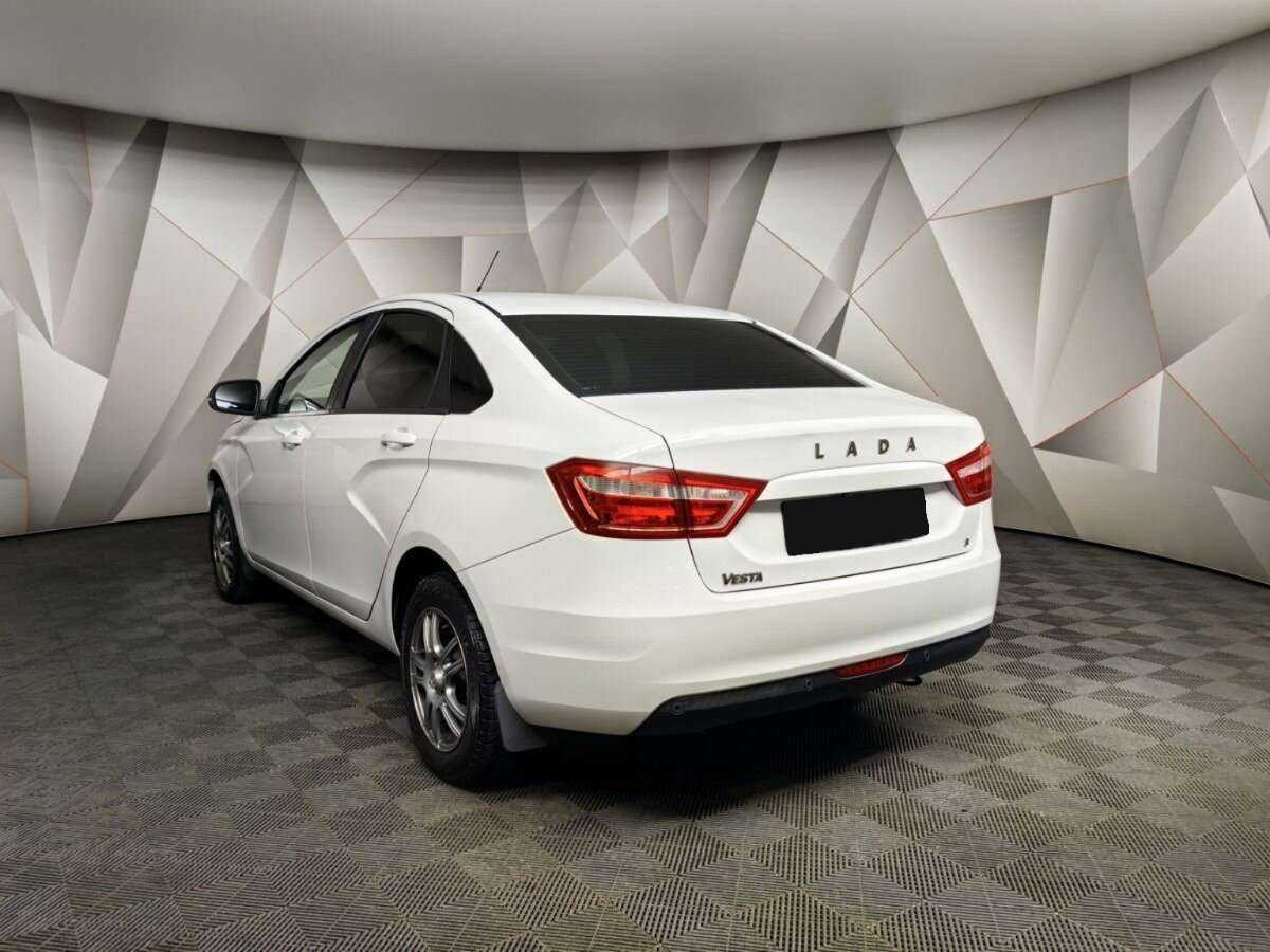 Купить Lada (ВАЗ) Vesta, 2018, 49 918 км, фото №3