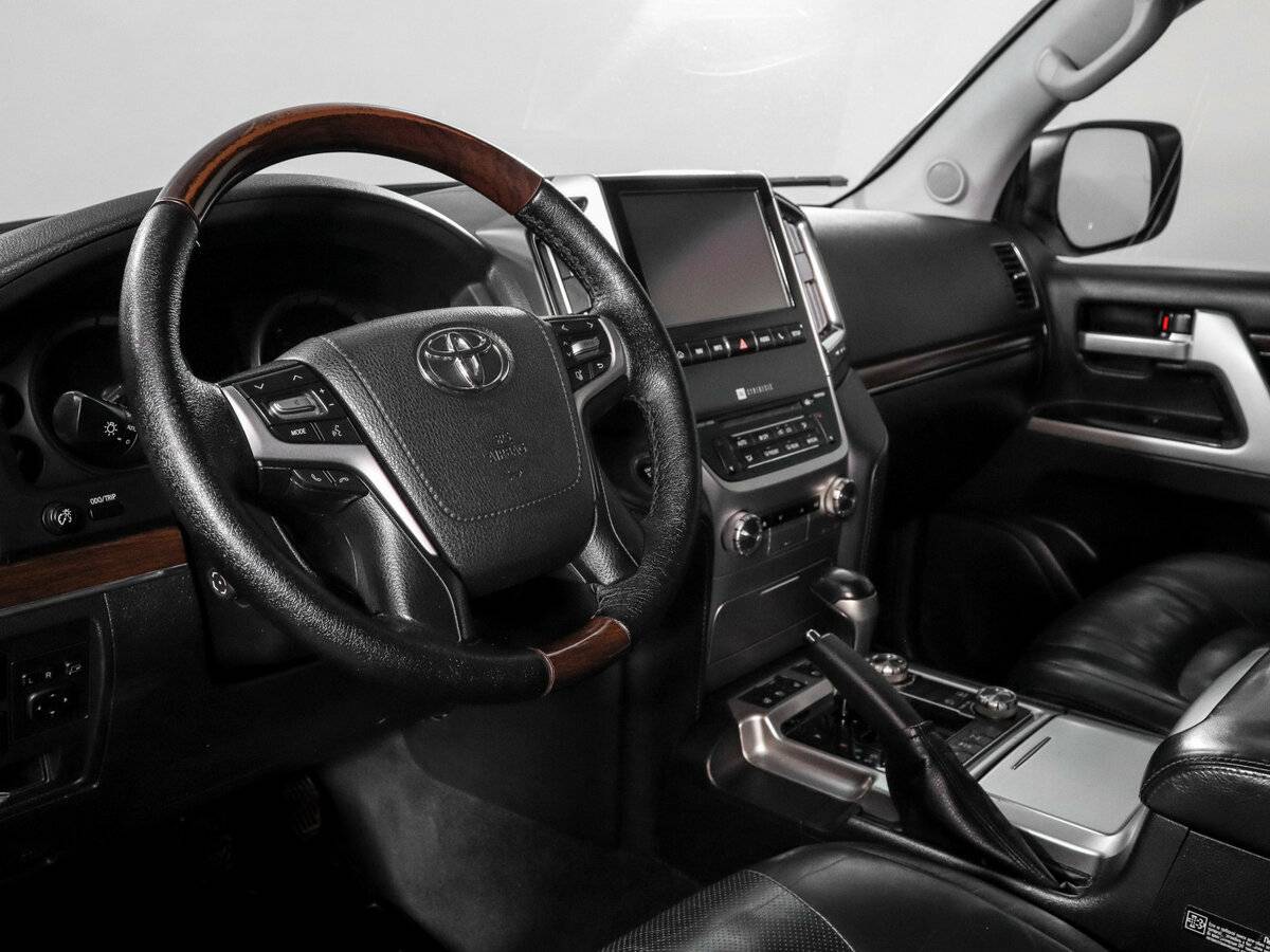 Купить Toyota Land Cruiser 200 Series Рестайлинг 2, 2015, 194 461 км, фото №13