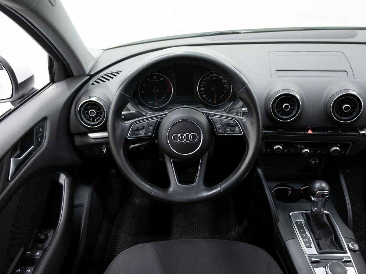 Купить Audi A3, 2019, 157 000 км, фото №13