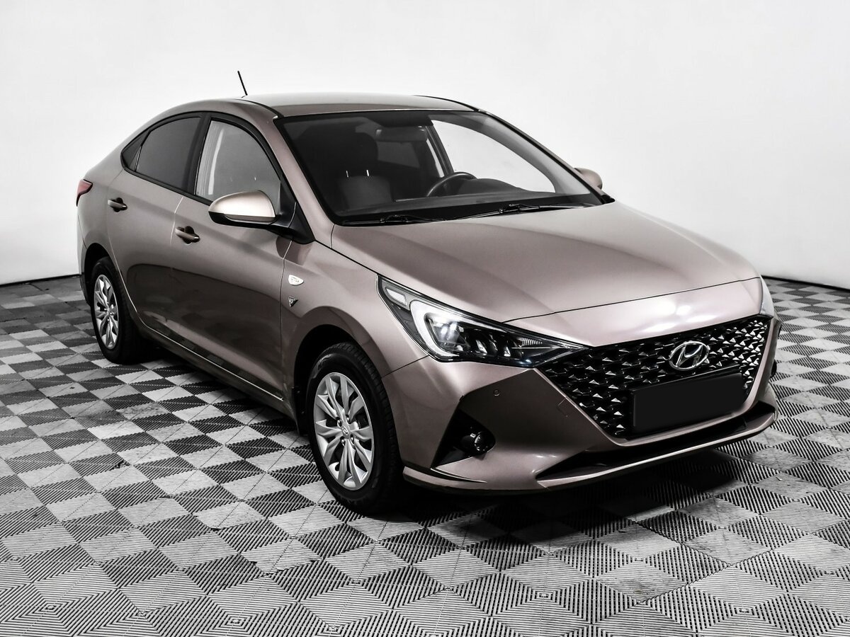 Купить Hyundai Solaris II, 2020, 94 278 км, фото №3
